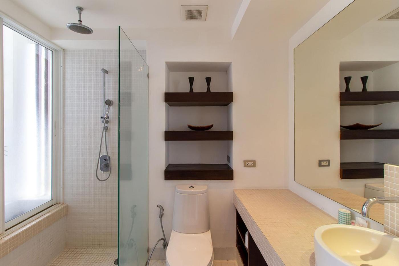 Kamala Hills Serviced Apartments Pokoj fotografie